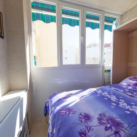 Студия На Белоснежном Пляже Los Locos Torrevieja Exteriér fotografie