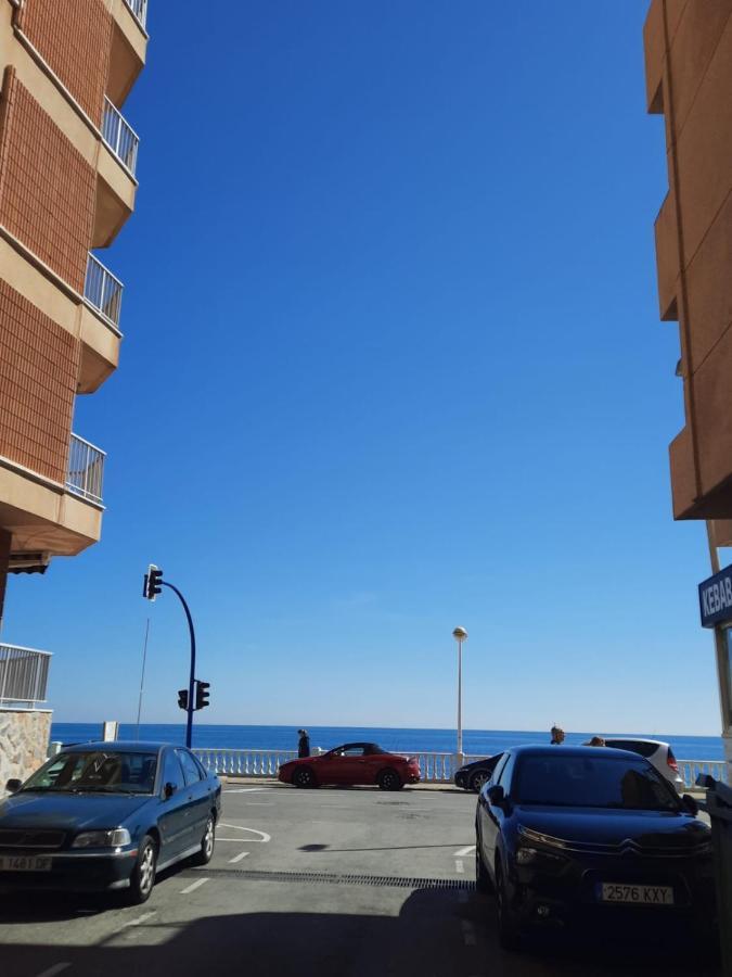 Студия На Белоснежном Пляже Los Locos Torrevieja Exteriér fotografie